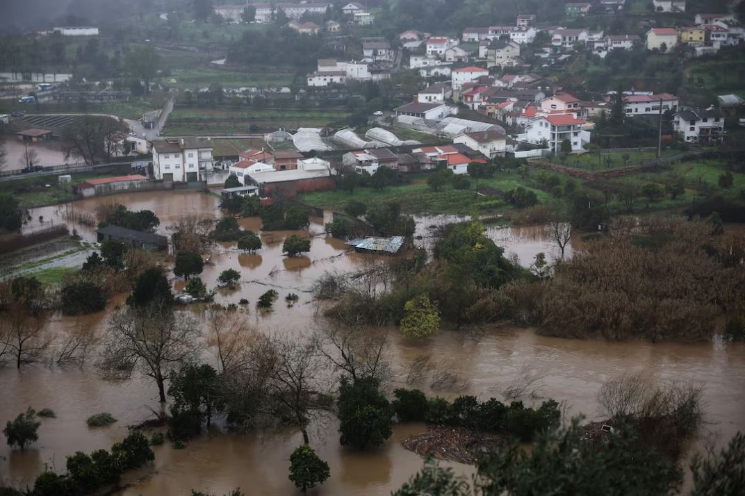 Rain batters storm-hit Portugal